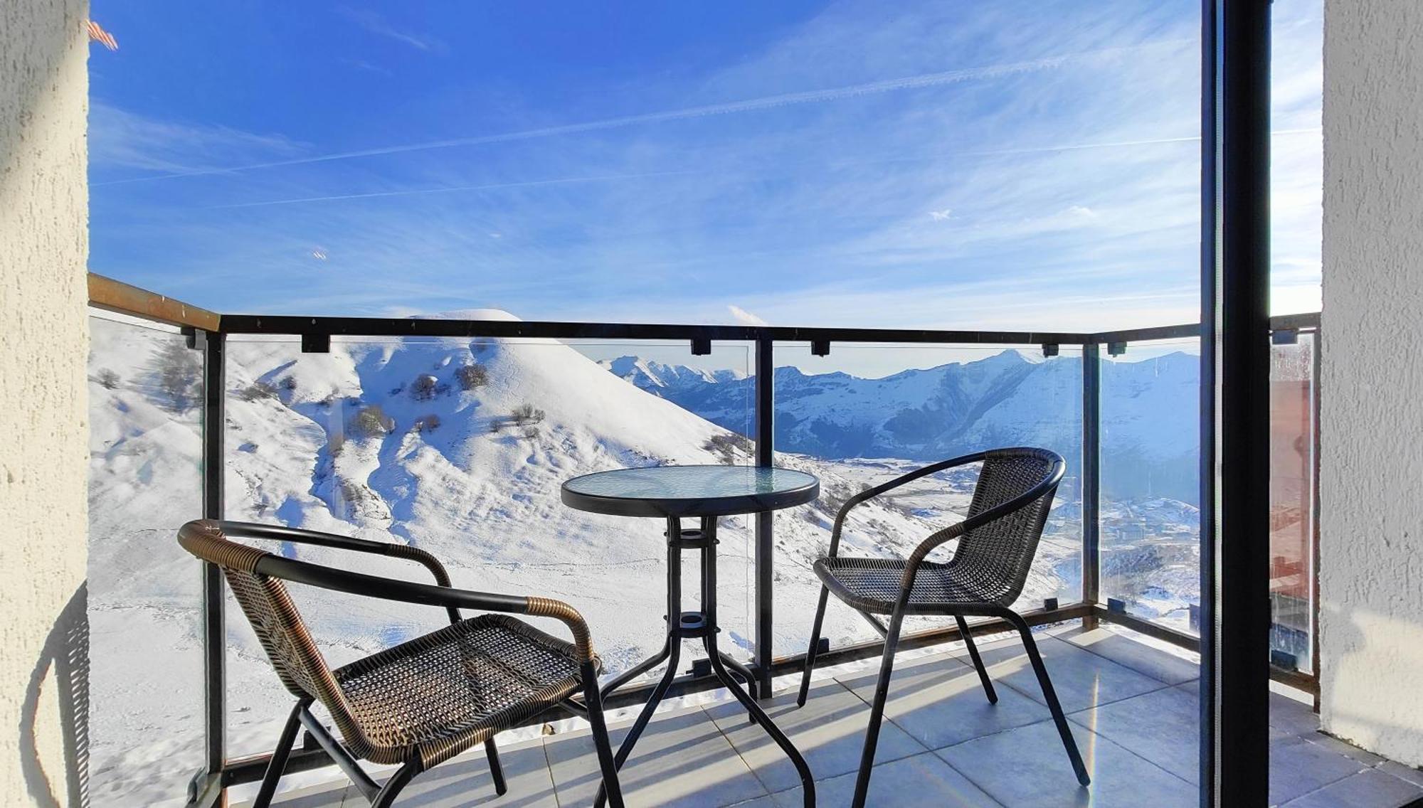 Gvc New Mountain View * Gudauri